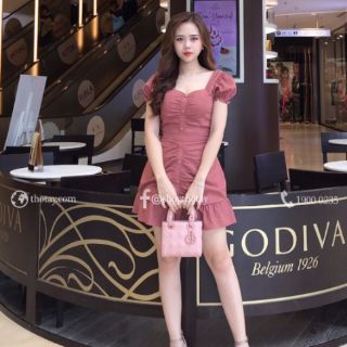 Đầm nhún bèo tay phồng