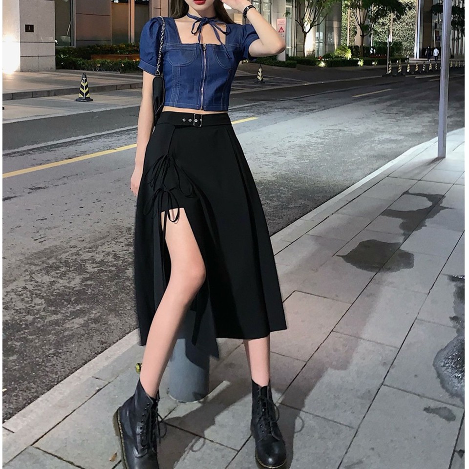 Chân váy dài xẻ tà