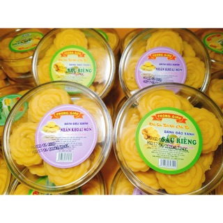 Bánh đậu xanh: nhân đậu xanh, nhân khoai môn, nhân dứa