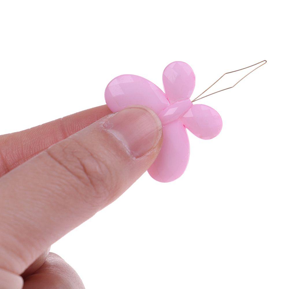 Dụng Cụ Xỏ Chỉ Tự Động Màu Sắc Ngẫu Nhiên Cho Người Già