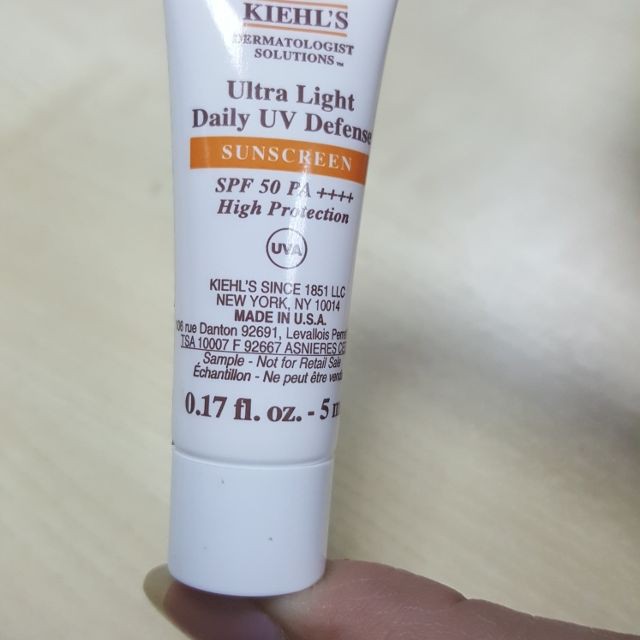 [ Rẻ Vô Địch ] Kem Chống Nắng Thoáng Nhẹ Kiehls Ultra Light Daily UV 5ml