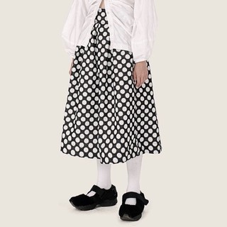 chân váy aeie jr. DOTTED LINE SKIRT chi tiết chấm bi cùng em tung tăng ngày dài.