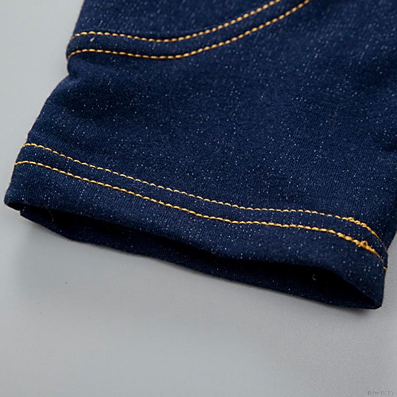 Set áo thun tay ngắn cổ tròn + quần đùi denim thời trang năng động cho bé trai
