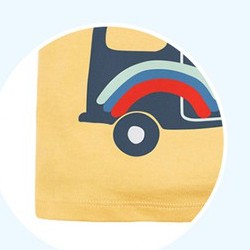 Mã 51898 áo thun, áo phông bé trai màu vàng in hình xe du lịch của Little Maven cho bé trai