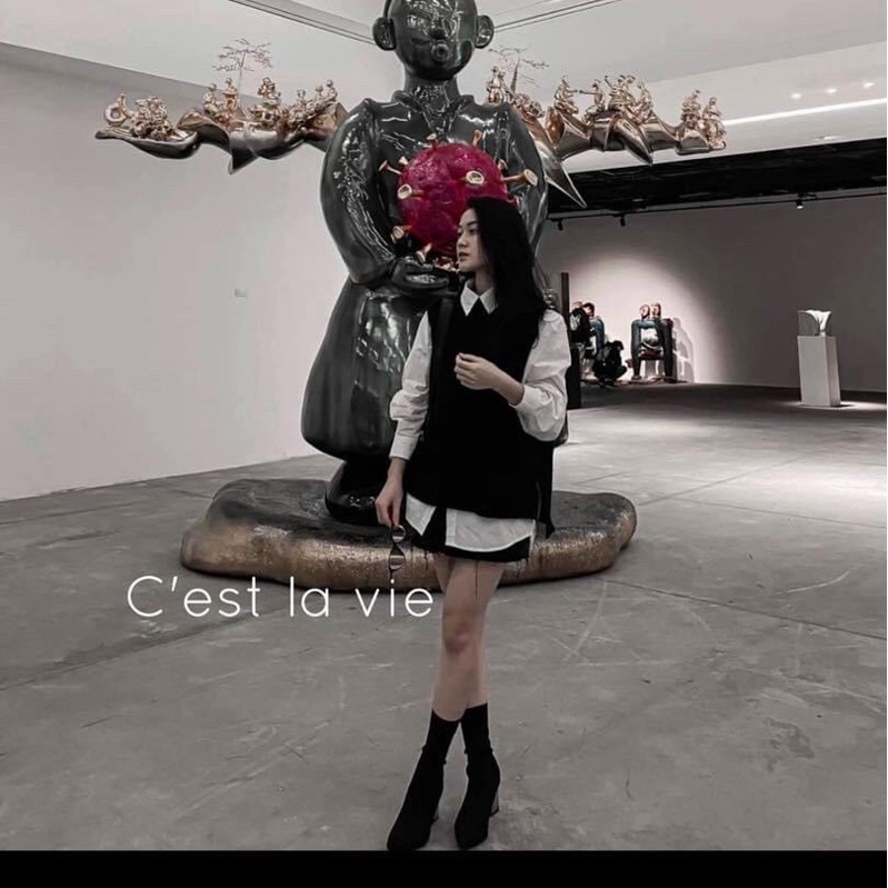 Set áo sơ mi trắng kèm gile đen