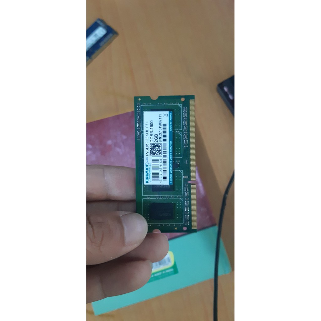 Ram Lap Top Cũ  King Max 2GB DDR3 1600 Chạy Mượt Màu Xanh Lá Hàng Tháo Máy