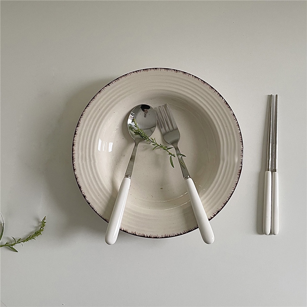 Bộ đũa muỗng nĩa chất liệu inox cán sứ màu trắng tái sử dụng chất lượng