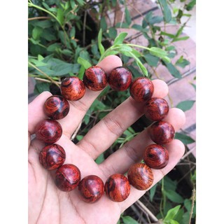 Vòng gỗ sưa lào