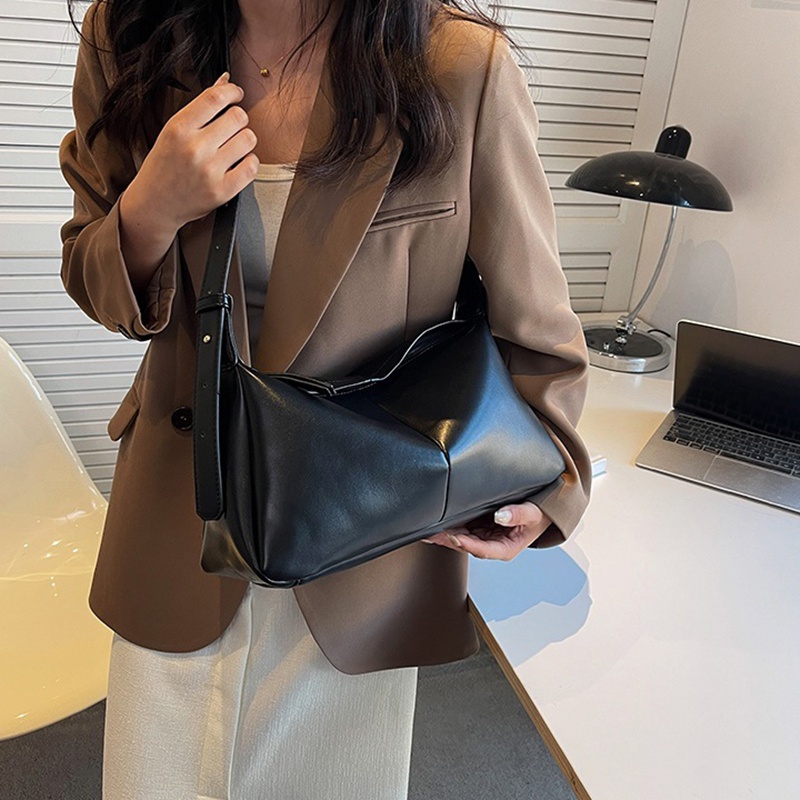 Túi đeo vai IELGY bằng da mềm sức chứa lớn màu trơn cho nữ