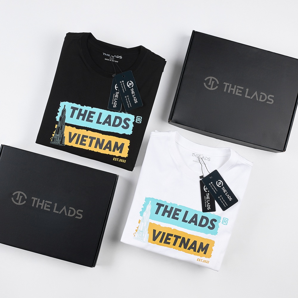 Áo thun The Lads Landmark Logo Regular fit chất liệu cotton dày dặn thoáng mát