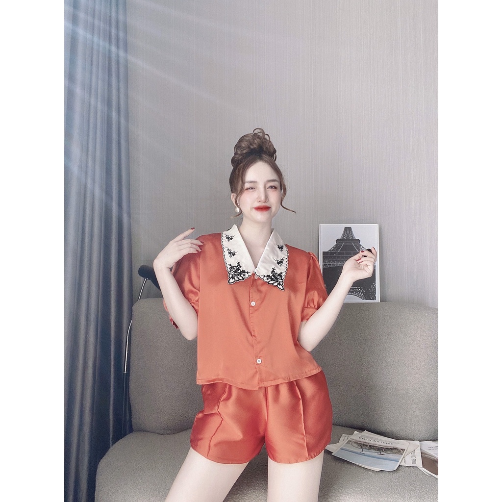 Đồ bộ mặc nhà quần đùi bộ đồ ngủ nữ cổ thêu lụa satin thoáng mát