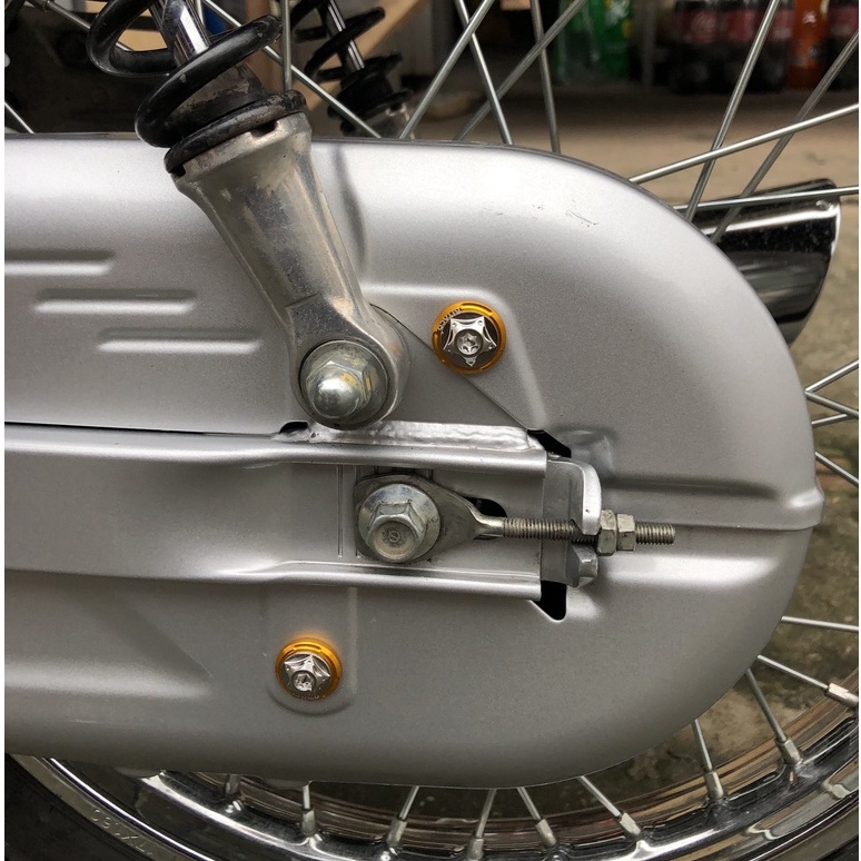 Ốc Titan , Salaya gắn hộp xích các dòng xe honda