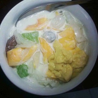CHÈ SẦU LIÊN ĐÀ NẴNG KÈM SẦU
