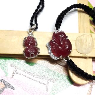 Hồ ly ruby đỏ trong cao cấp