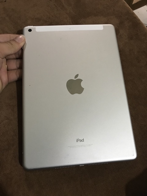 iPad Gen 5 ( 2017 ) wifi 4G - 128G màu trắng | BigBuy360 - bigbuy360.vn