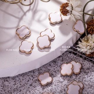 charm xinh trang trí móng bán lẻ