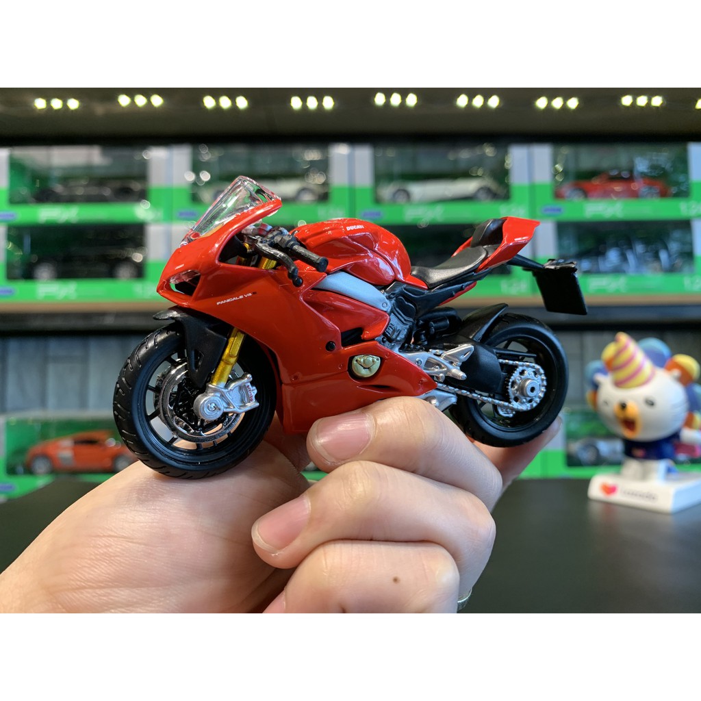 Xe mô hình Ducati Panigale V4 Maisto tỉ lệ 1:18  màu đỏ