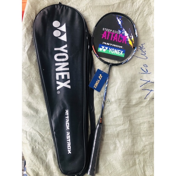 VỢT CẦU LÔNG YONEX ASTROXX100ZZ KHUNG CARBON(tặng lưới và dây đan)