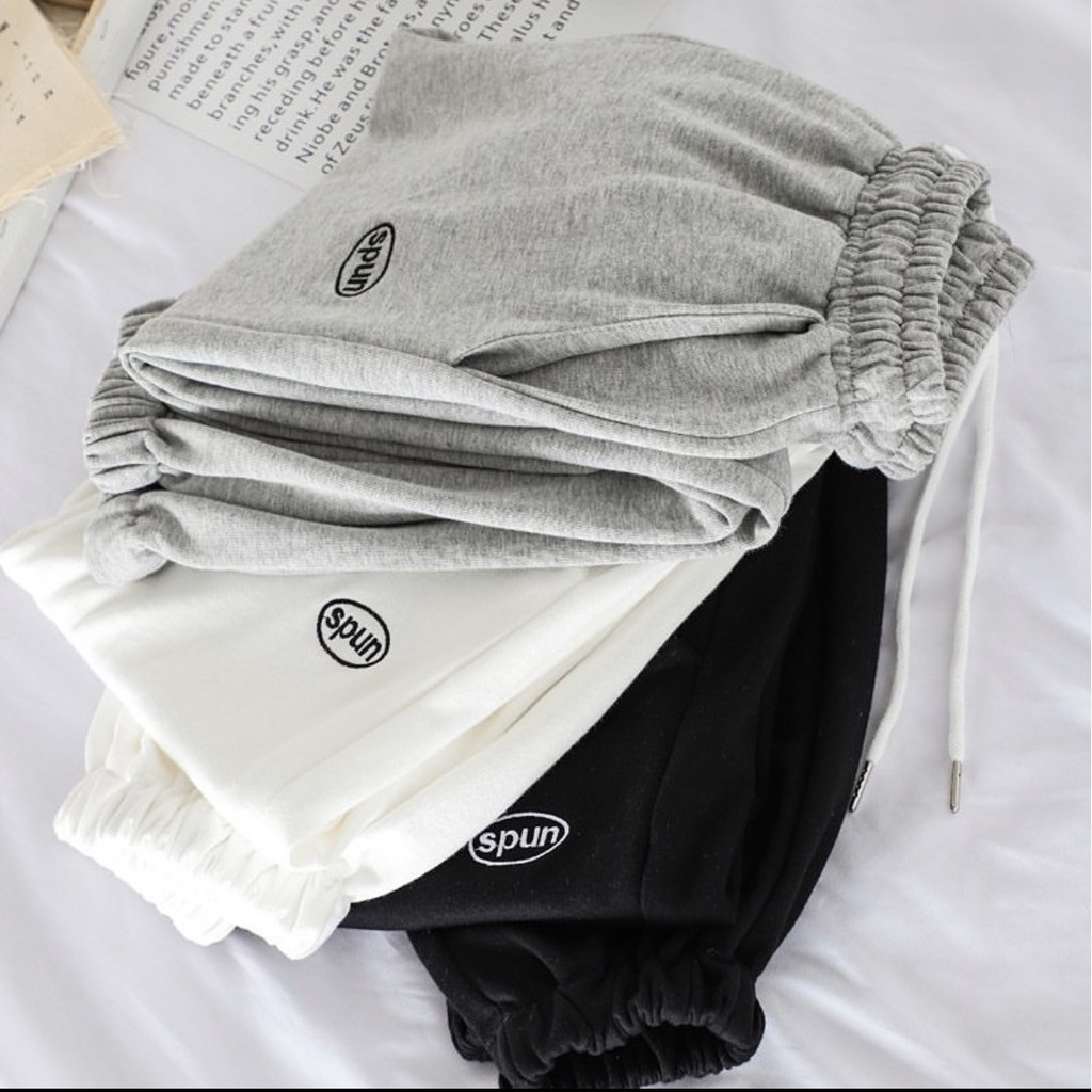 Quần Bom nam nữ Quần Jogger Thêu Logo SPUN Unisex BIGOMALL