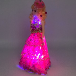 Lồng đèn búp bê