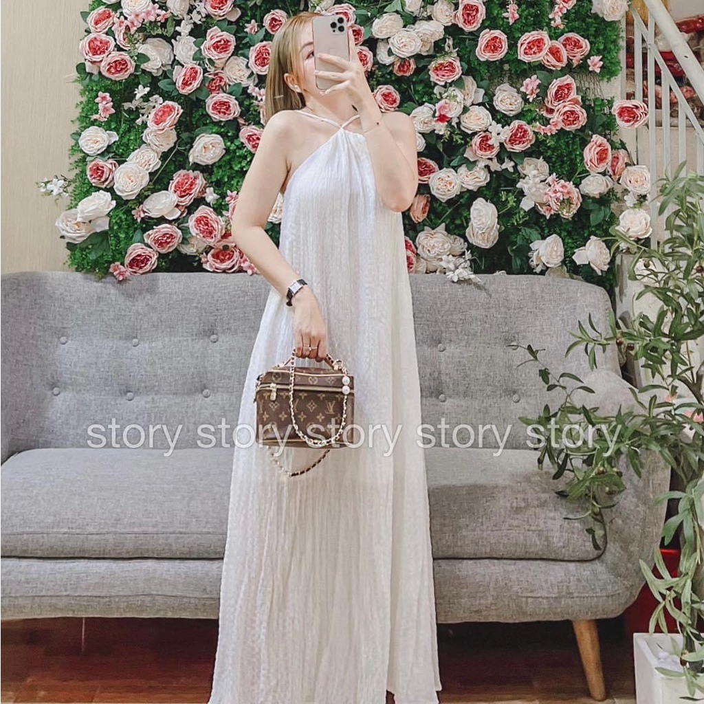 Đầm maxi cổ yếm hở lưng,  Đầm Midi Ren cổ yếm xoè rộng | BigBuy360 - bigbuy360.vn