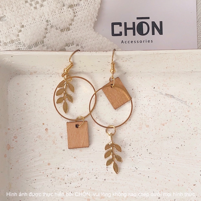 Bông tai gỗ lá vuông CHÒN ACCESSORIES CKT#0005