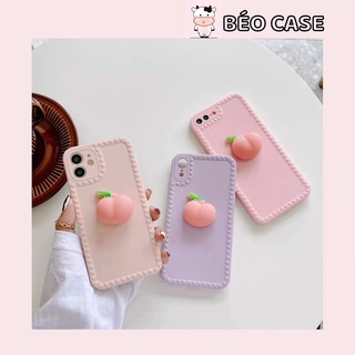 Ốp lưng iphone đào mochi cạnh vuông viền tim nổi