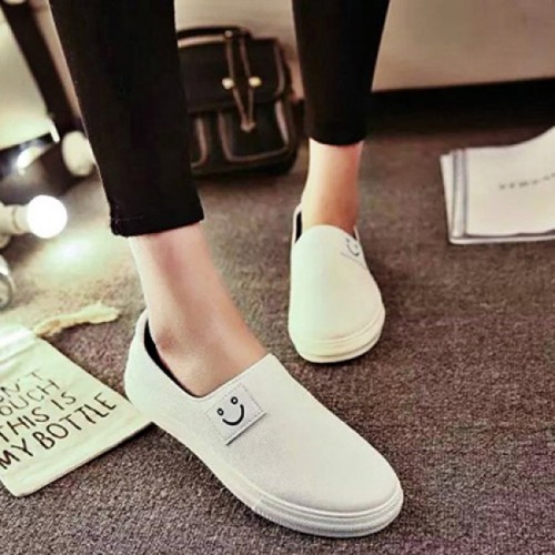 GIÀY LƯỜI SLIP ON ÊM CHÂN GIÁ TỐT(MẪU 2)