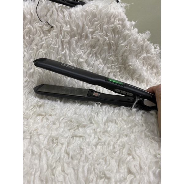 máy duỗi tóc , ép tóc , tạo kiểu tiện dụng chuyên nghiệp dành cho salon