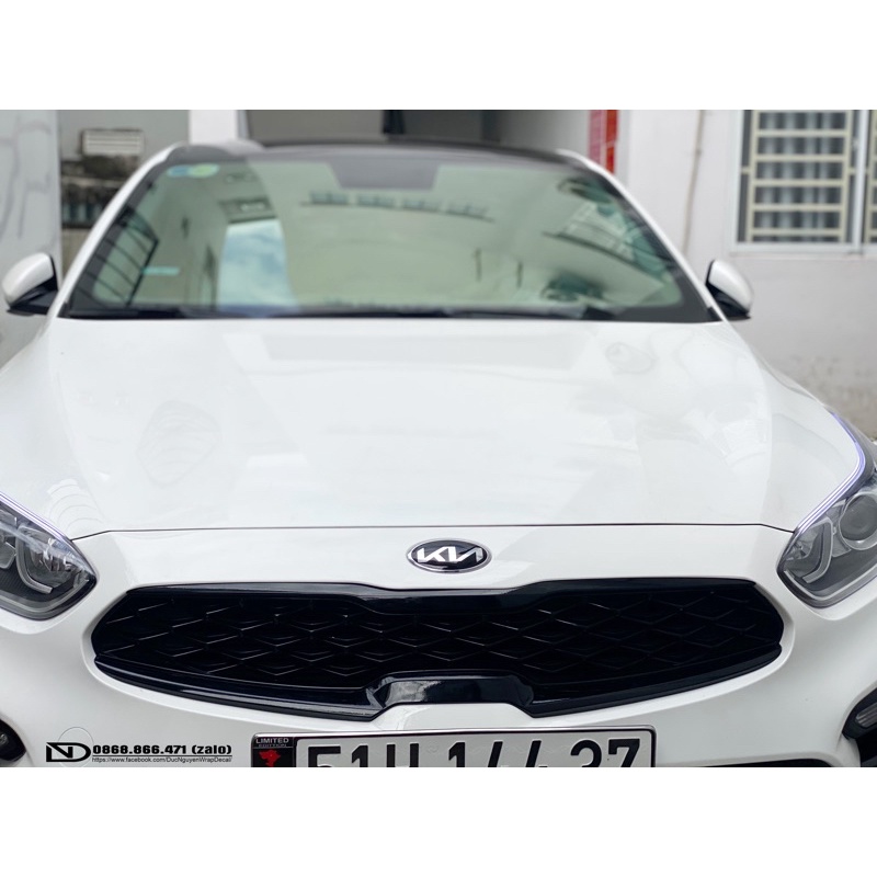 Decal Logo KIA mới (7 logo tặng 6 logo dự phòng)