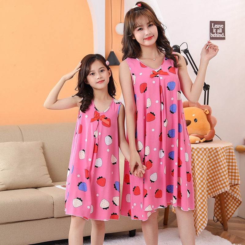 Đầm Dài Không Tay Họa Tiết Hoạt Hình Thoáng Khí Dành Cho Mẹ Và Bé Size 100-xl