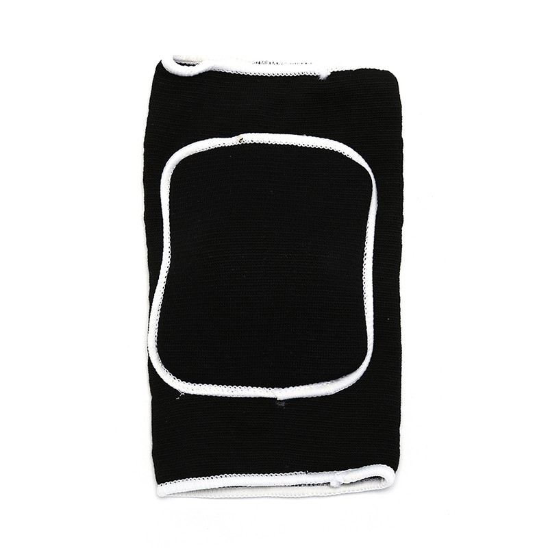 Miếng đệm bảo vệ đầu gối dùng khi chơi bóng rổ