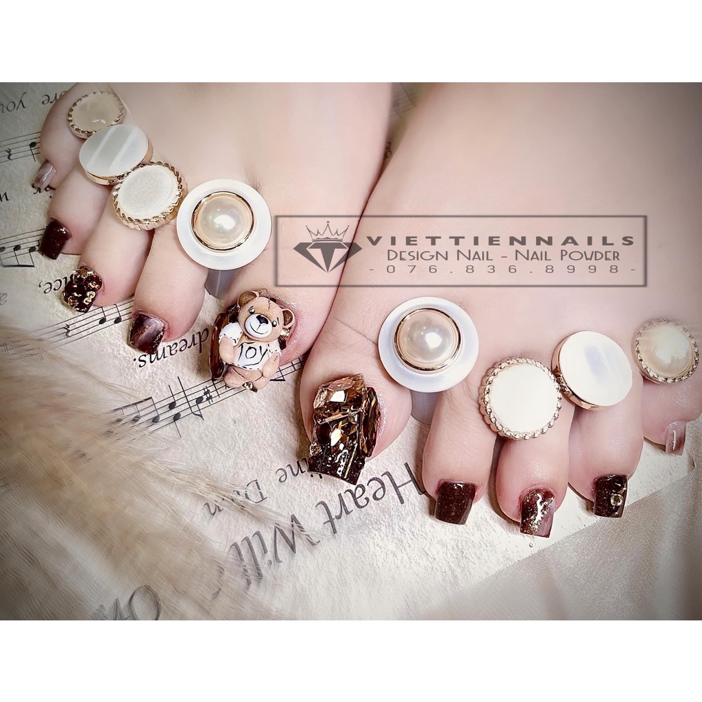 Sticker lụa 5d gấu moschino miếng dán móng tay nail