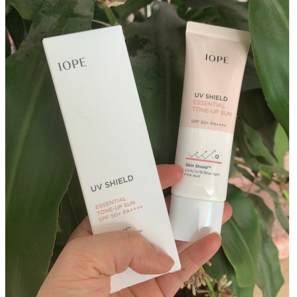 Kem chống nắng giúp nâng tone & kiềm dầu, kem chống nắng IOPE UV Shield Sun Tone Up Base SPF50+ PA+++