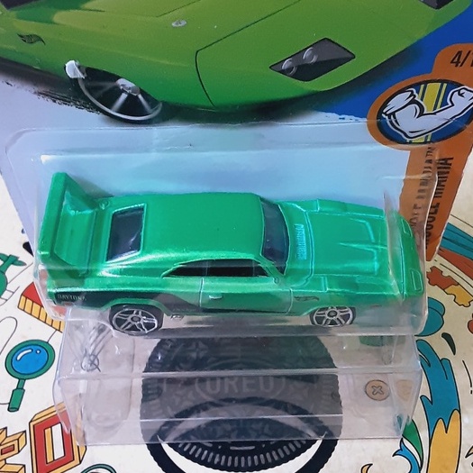 Xe Mô Hình Hot Wheels Dodge Charger Daytona 2