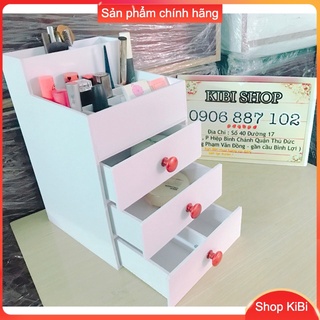 Kệ đựng mỹ phẩm 3 tầng trắng núm gỗ