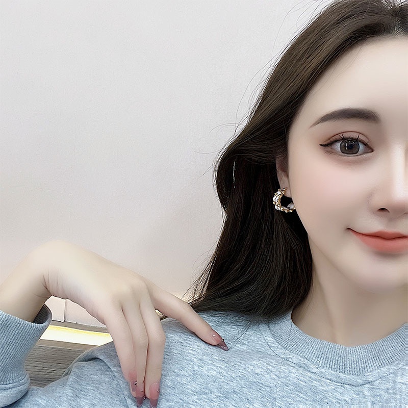 Khuyên tai kẹp không bấm lỗ chốt cố định K130 bằng hợp kim mạ vàng hình chữ C bigsize dáng ngắn Leous Accessories