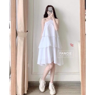 Váy trắng cổ yếm xoè 3 tầng