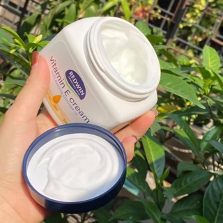 Kem dưỡng da Redwin Vitamin E- Hàng Úc, hộp 300gr