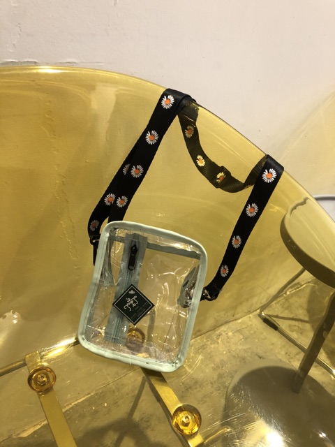 Túi đeo chéo trong suốt quai hoa daisy Ulzzang (có sẵn)