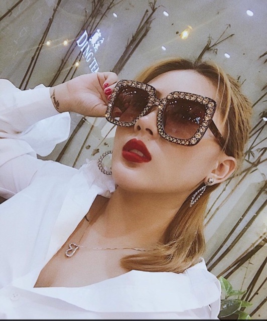 GIÁ SỈ mắt Kính mát vuông cho nữ đính đá nhân tạo kính râm bản to hot nhất 2023