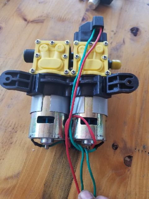 MÁY RỬA XE  mini 12V bơm áp LỰC ĐÔI Đỉnh Phong