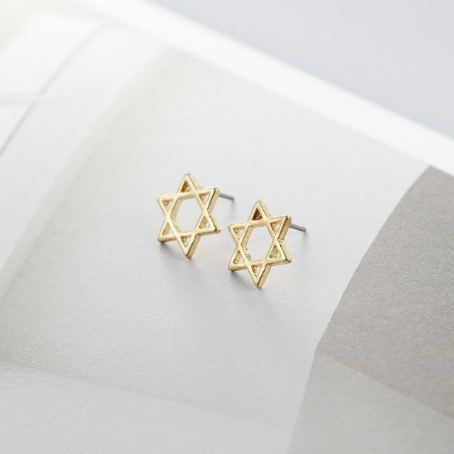 Bông tai sao 6 cánh