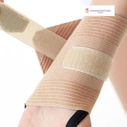 Bao đeo bảo vệ cổ tay đàn hồi Dr.MED DR-W136