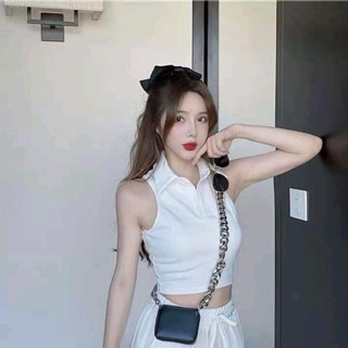 Áo ba lỗ có cổ dễ phối đồ