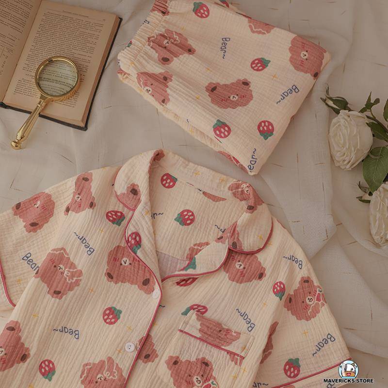 Bộ đồ ngủ tay ngắn chất liệu cotton in hình gấu trái dâu thời trang mùa hè 2021 cho nữ