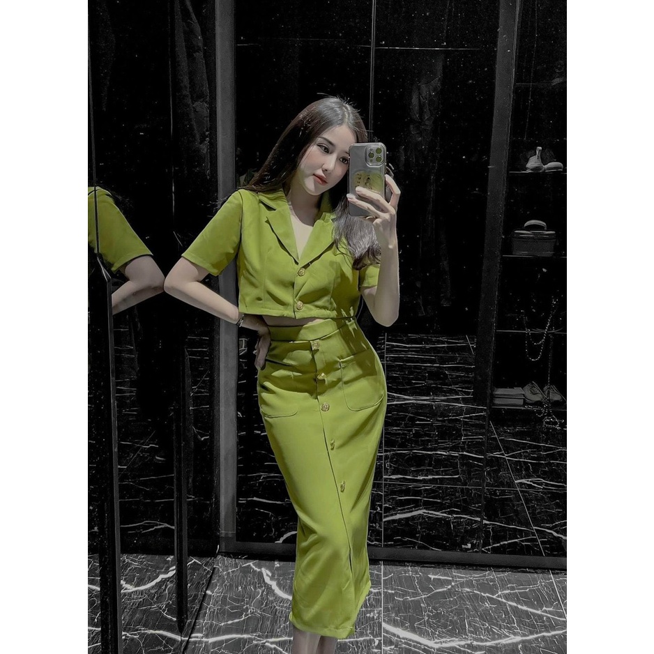 Sét váy nữ thời trang mặc đi chơi chất tuyết mưa áo croptop tay ngắn cổ sơmi mix chân váy maxi phối nút xẻ trước