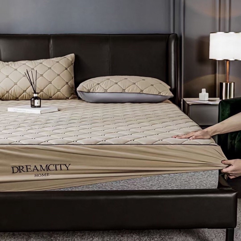 BỘ GA GỐI COTTON BO CHUN BỌC ĐỆM KHÁNG KHUẨN DREAM CITY THÊU CHỮ H