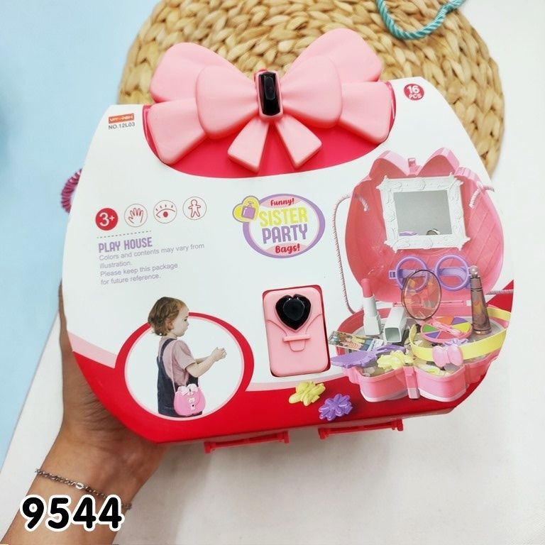 Bộ Đồ Chơi Trang Điểm Cho Bé Kèm Túi 9544