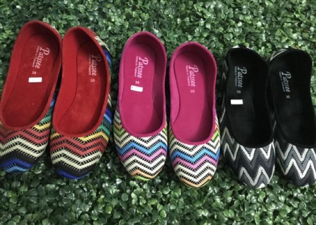 Giày Thái Lan bảy sắc cầu vồng